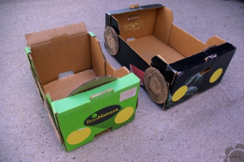 Autók banános dobozból